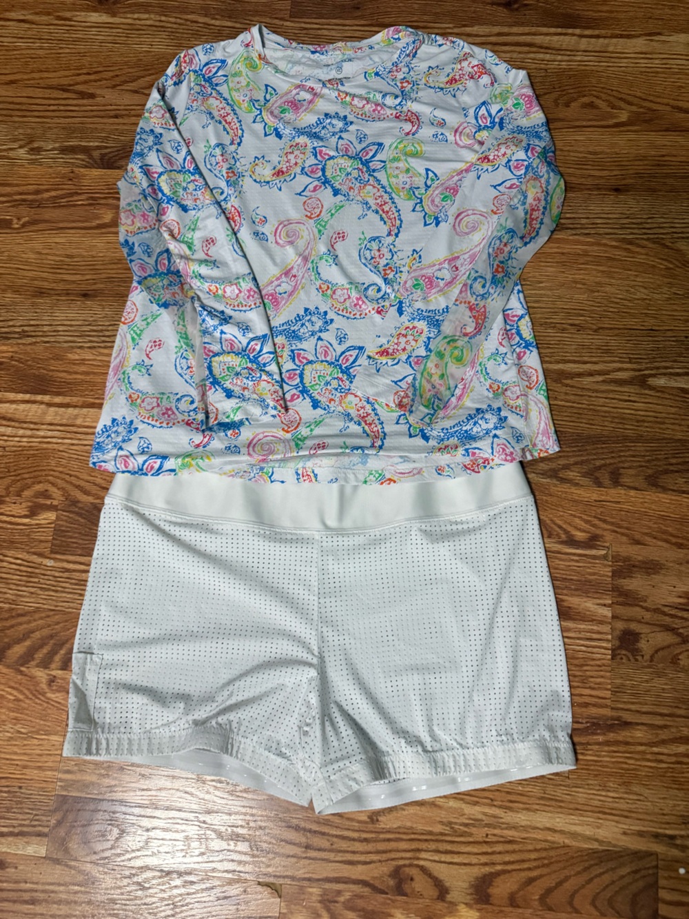 Ibkul Long Sleeve Paisley Print Sun Shirt XL with Kinona Mesh Shorts XL